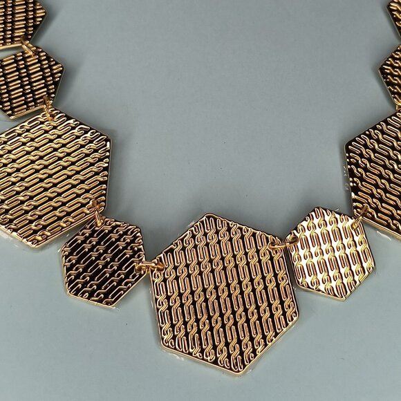Christian Siriano Necklace Modern Geometric Hexagon Gold Tone Metalli Lo… - Picture 10 of 14